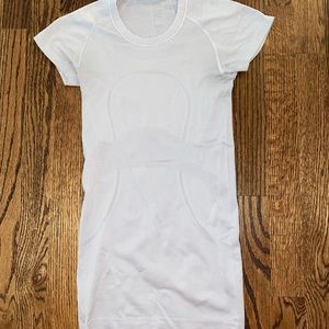 Grey lululemon short sleeve swiftly tech